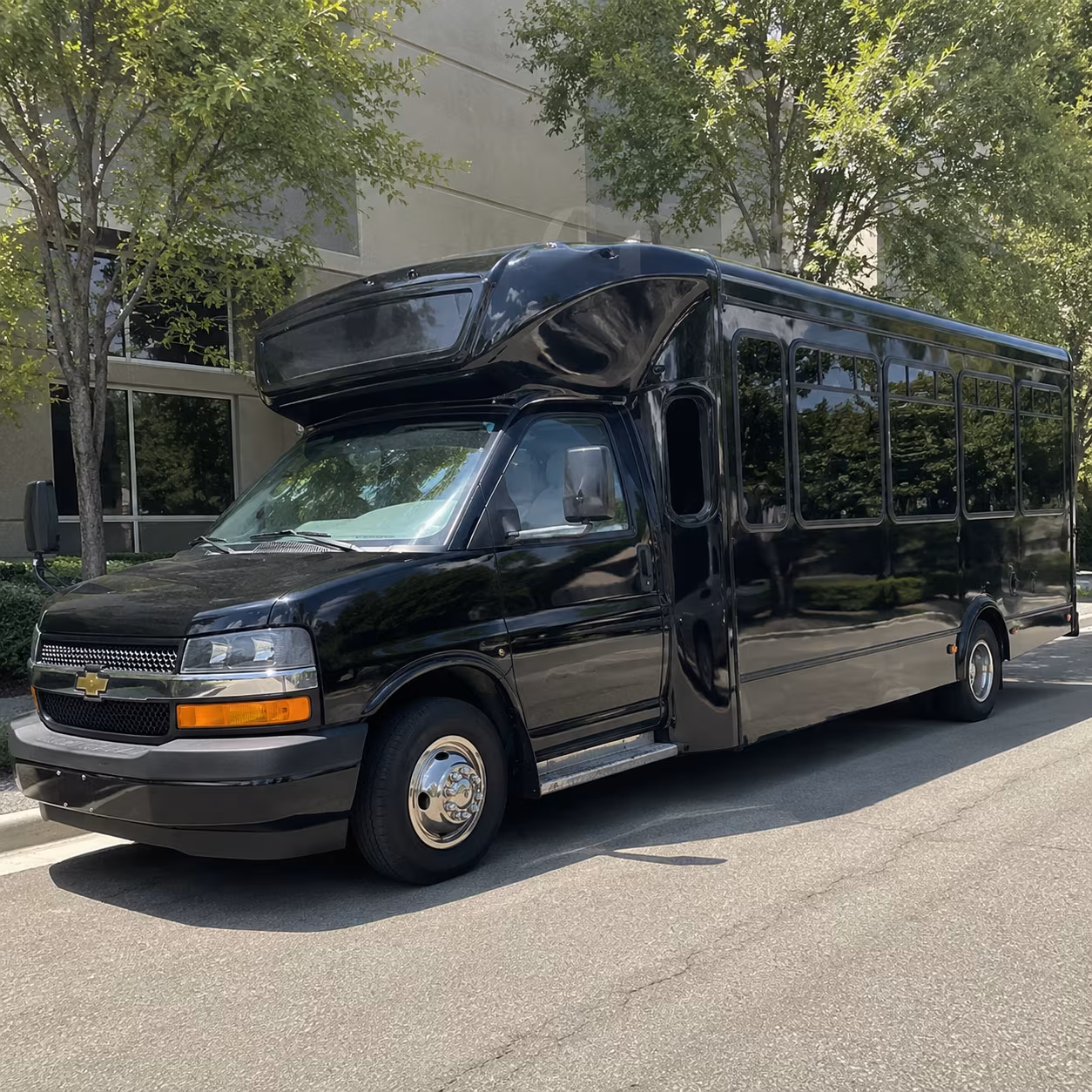 18 Passenger Party Bus Exterior
